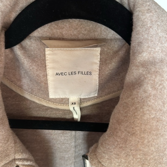 Wool Jacket - Picture 2 of 4